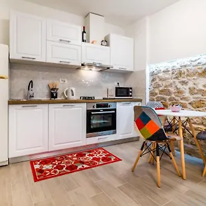 Mirela Kastel Stafilic Apartment Kastela